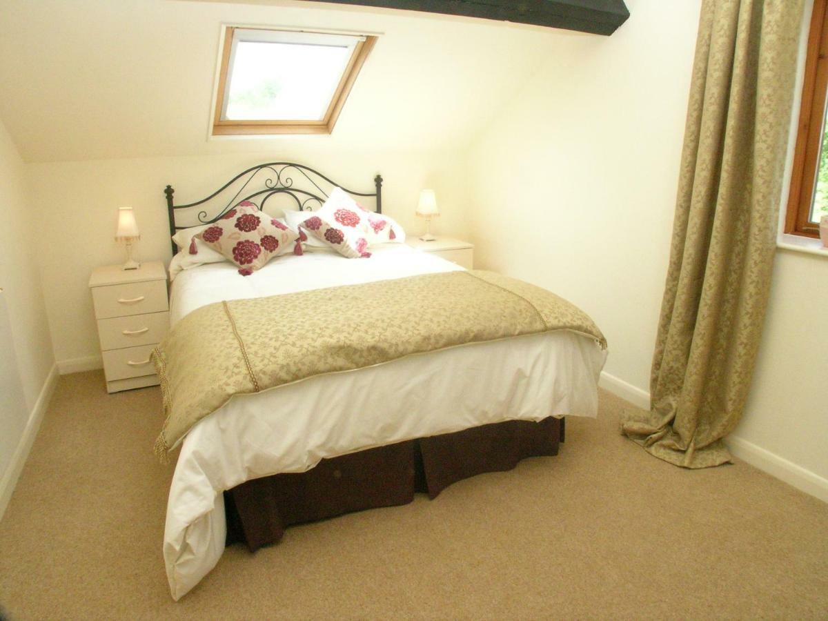 Falstaff Cottage For Up To 5, Stratford Upon Avon Exterior photo